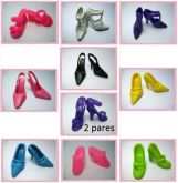 11 pares de sapatinhos e sandálias para a Barbie - L11