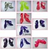 11 pares de sapatinhos e sandálias para a Barbie - L9